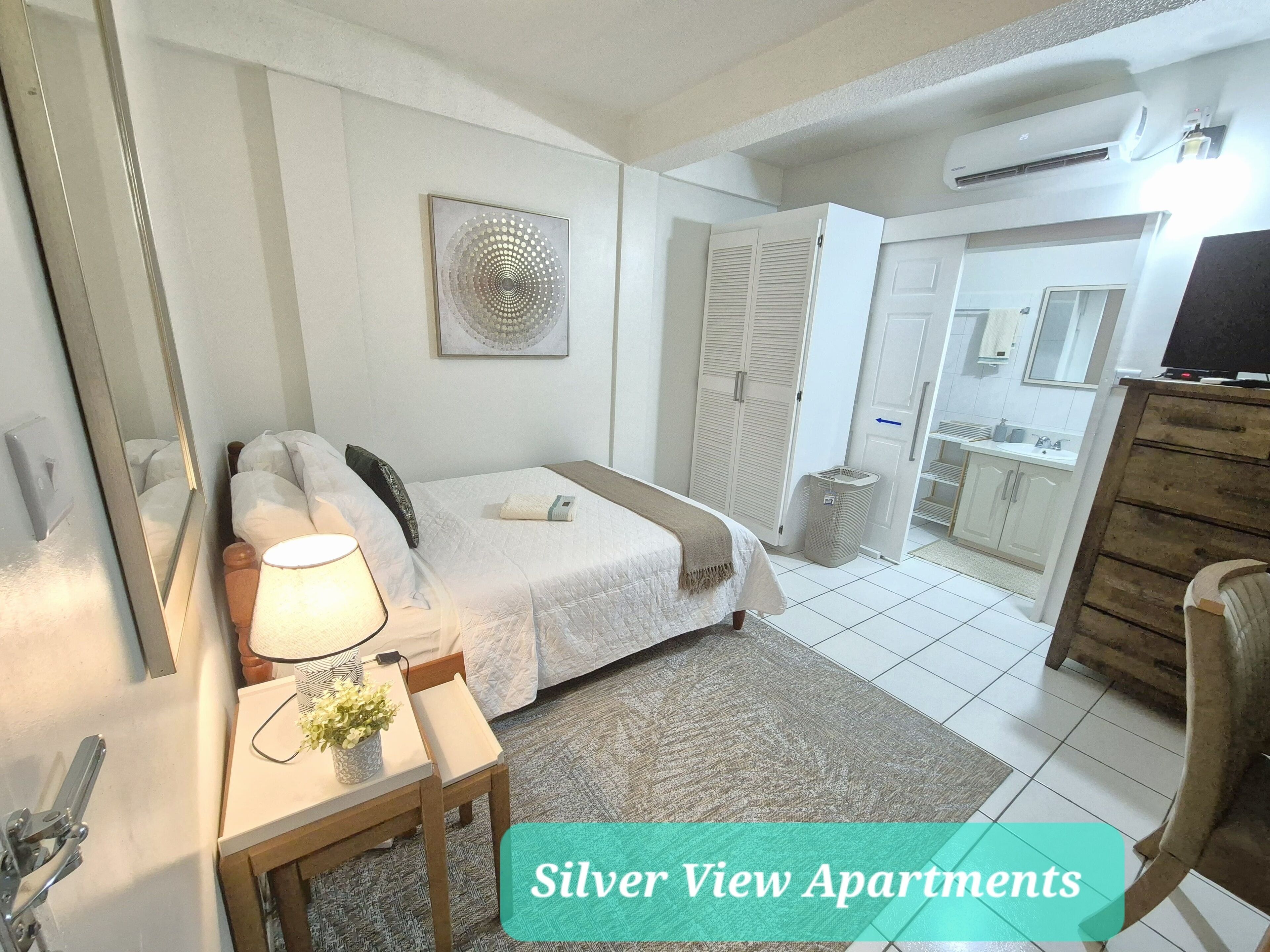 Căn hộ Deluxe, 1 phòng ngủ, tầng trệt | Bàn ủi/dụng cụ ủi quần áo, truy cập Internet không dây miễn phí 