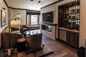 Timeless Terrace Suite