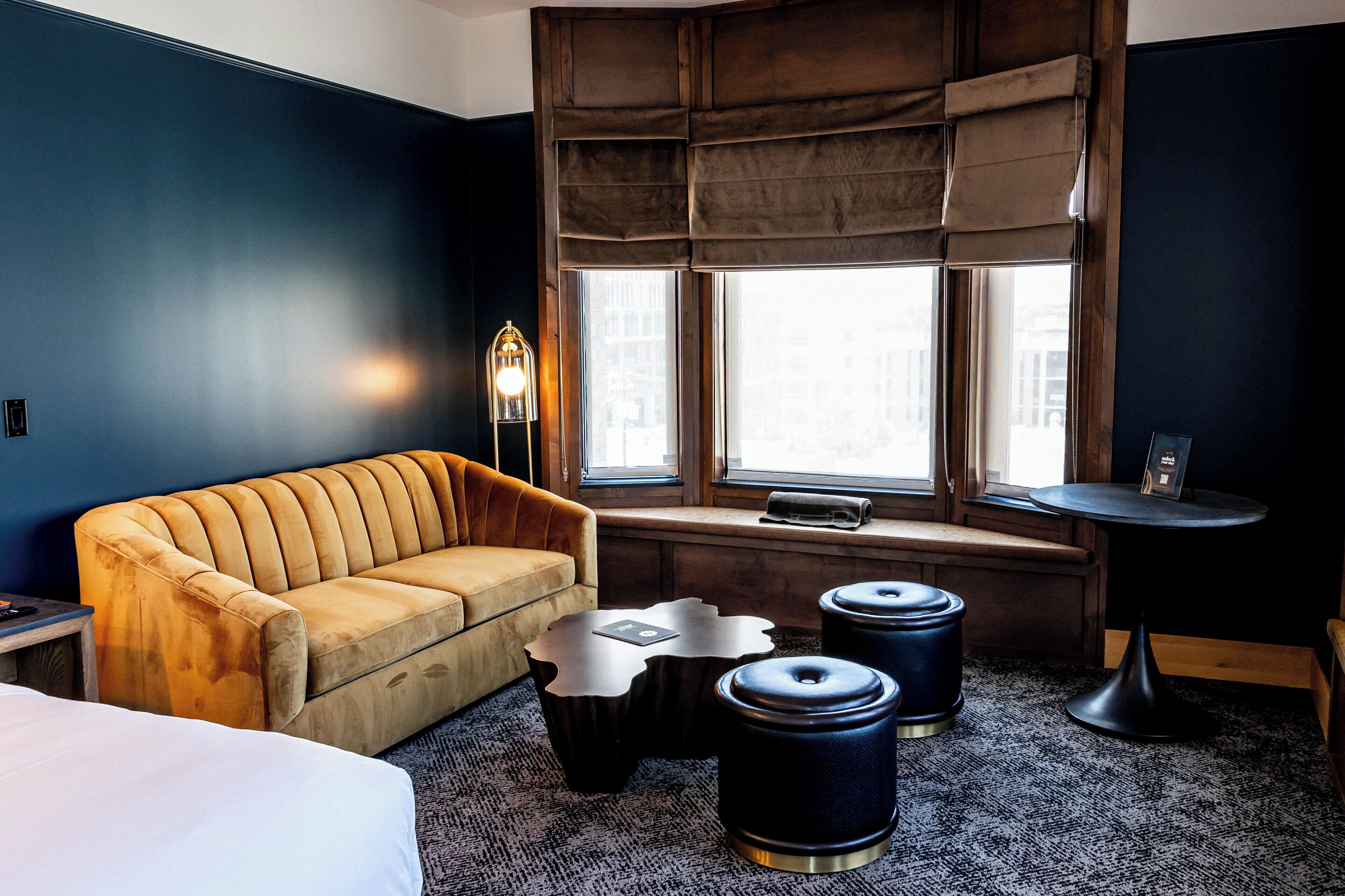 Heritage Corner 1 King | Área de sala de estar | Televisión LED, Netflix, películas de estreno y películas con cargo 