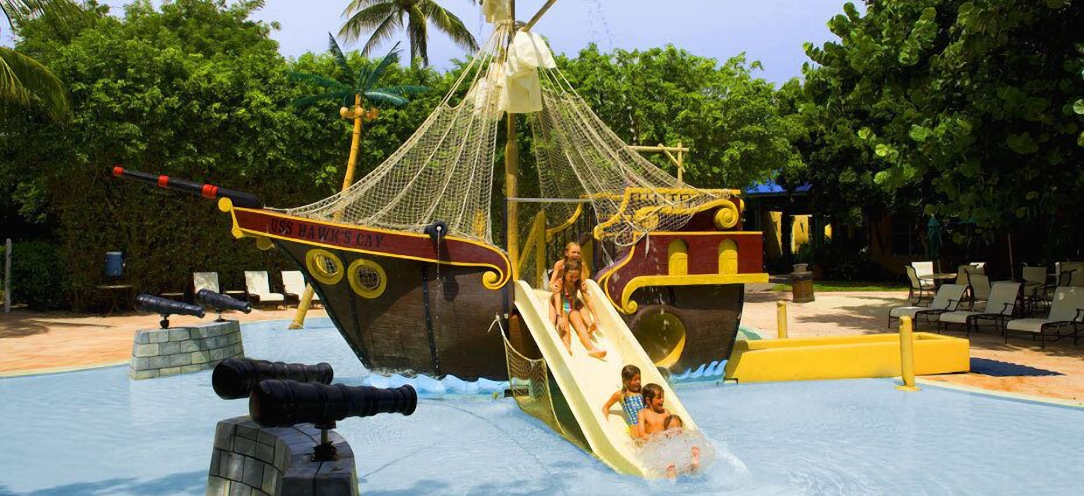 5 室外游泳池，收费帐篷屋，池畔遮阳伞