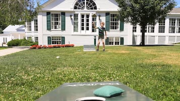 Children's play area - outdoor