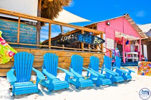 Property grounds - Spacious and well equipped 1 bedroom penthouse with private rooftop. (Punta Cana)