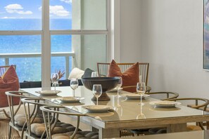 Condo, 3 Bedrooms, Ocean View, Beachfront (Rosey's Retreat) | In-room dining