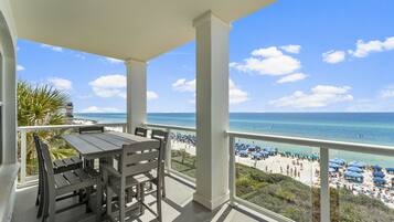 Condo, 3 Bedrooms, Ocean View, Beachfront (Rosey's Retreat) | Balcony
