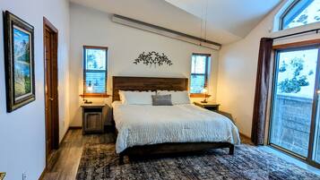 4 bedrooms, iron/ironing board, travel cot, WiFi