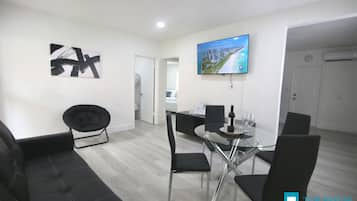 Apartment | Living area