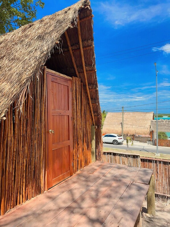 1 bedroom, individually furnished, laptop workspace, free WiFi