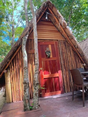 特色家居、笔记本电脑工作区、免费 WiFi、床单