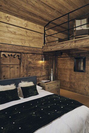 7 chambres, fer et planche à repasser, Wi-Fi, draps fournis