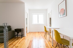 Interior - Fantastic duplex in the center of Lisbon - metro at the door (Lisbon)