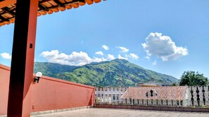 Terrace/patio - Próximo as Praias Do Recreio e Barra-casa Familiar de Temporada Tranquila no Rio (Realengo Rio de Janeiro)