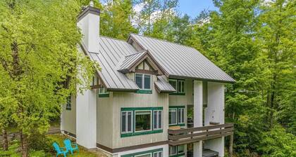 Gavia Chalet - Mountain Views - Private Hot Tub - Loon Mtn - Kancamangus Highway