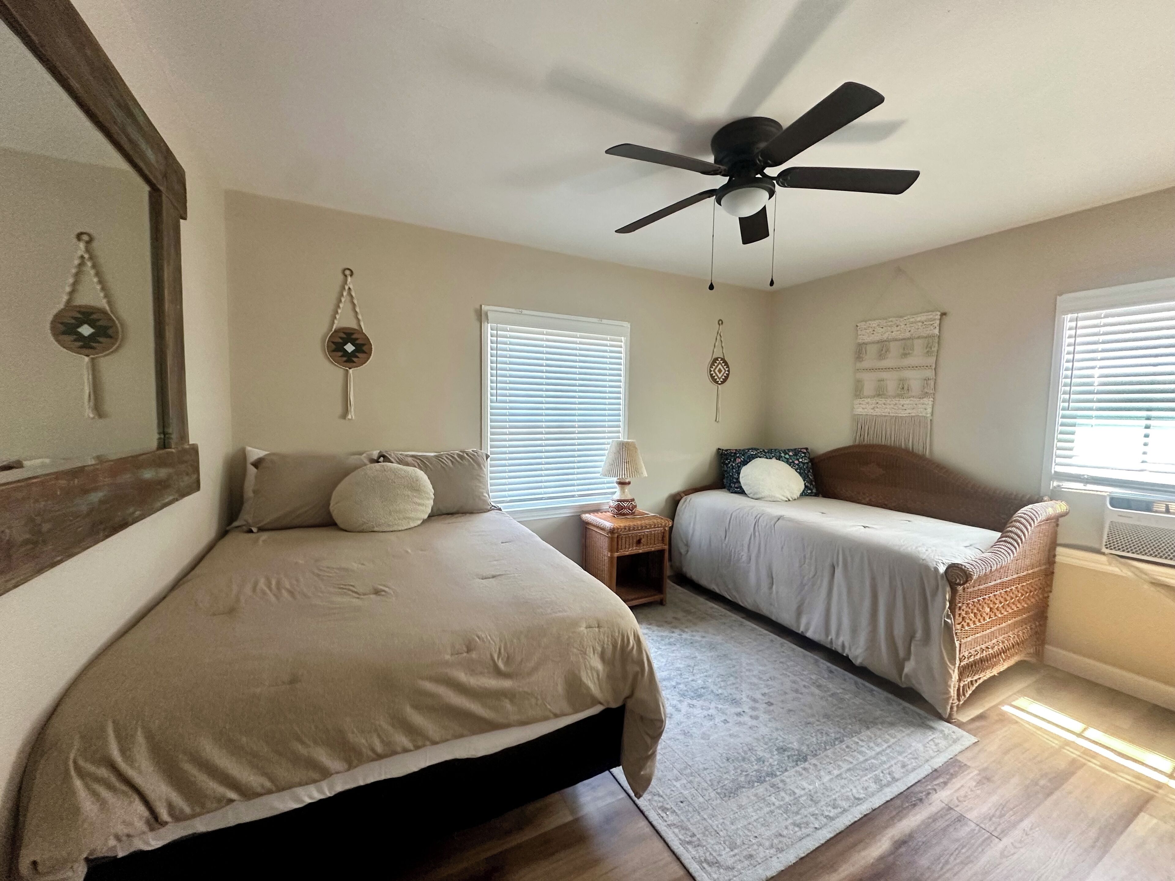 2 habitaciones y caja de seguridad en la habitación 