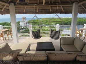 Property grounds - Coconut Palm Unit: Upscale condo with Caribbean Sea views
 (Caye Caulker)