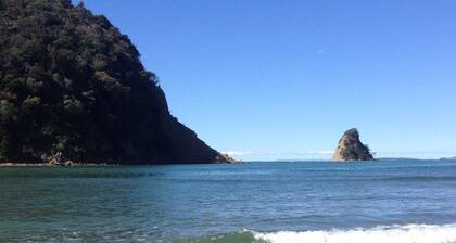 Waiwera Beach - Getaway