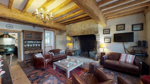 TV, fireplace, table football, stereo