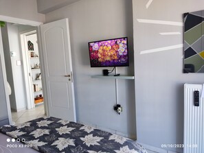 2 多间卧室、办公桌、熨斗/熨衣板、WiFi