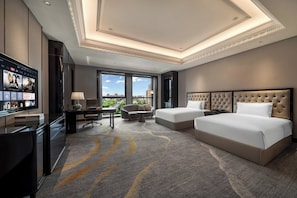 Crowne Plaza Twin Room | 1 bedroom, premium bedding, down duvets, pillow-top beds