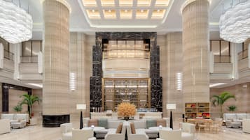 Lobby-Lounge