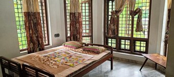 PEACE HOME STAY