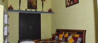 Welcome to all Travelers Enjoy  Leaving With  Indian Family and Learn Indian 