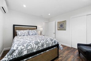 2 Schlafzimmer, Bügeleisen/Bügelbrett, WLAN, Bettwäsche