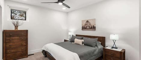 4 chambres, fer et planche à repasser, Wi-Fi, draps fournis