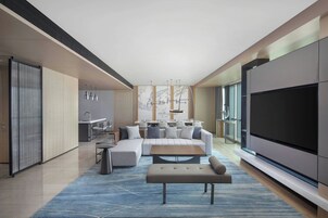 Premium bedding, down comforters, in-room safe, desk