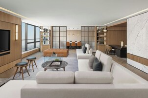 Televisión LCD de 55 pulgadas con canales por satélite