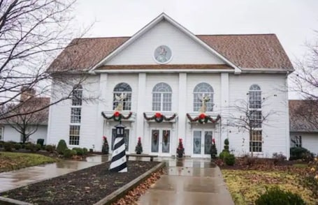 Exterior. SaxonyView