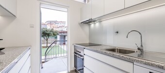 VIVA Casa do Galo - Big family house with parking spot