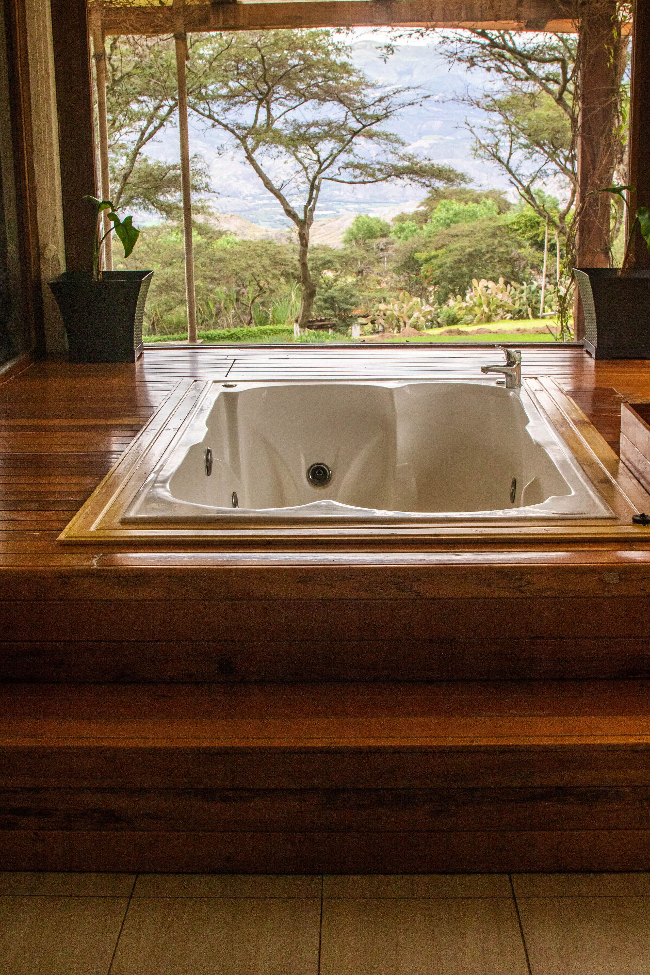 パノラミック キャビン | デスク、WiFi (無料)