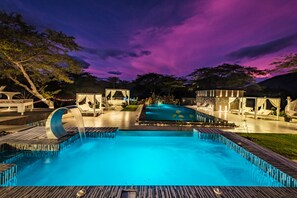 4 outdoor pools - Tunas & Cabras Hotel  (Ibarra)