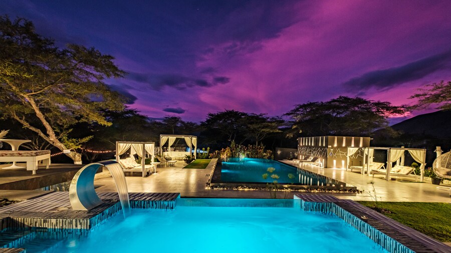 Tunas & Cabras Hotel