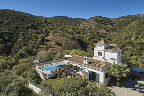 Exterior - Charming Rural Retreat, A/C, Private Pool & Beautiful Views - 11km from the Coastal Town of Tavira! (Tavira)