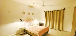 2 bedrooms, free WiFi, bed sheets