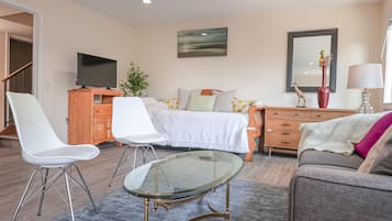 1 Schlafzimmer, BĂŒgeleisen/BĂŒgelbrett, kostenloses WLAN, BettwĂ€sche