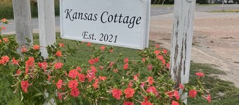 Kansas Cottage
