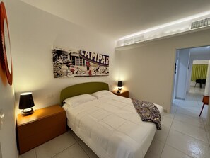 2 bedrooms, WiFi, bed sheets