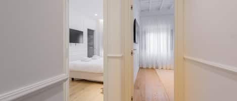 2 slaapkamers, een strijkplank/strijkijzer, wifi, beddengoed