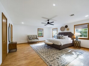 5 makuuhuonetta, Wi-Fi, vuodevaatteet