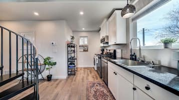 Microwave, oven, stovetop, dishwasher