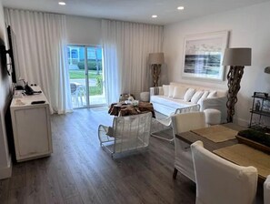 Living area - Ocean Blue Bimini Bay 2/2 (Bimini)