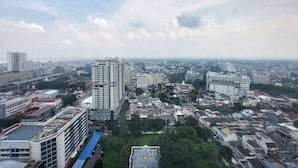 Gambar tidak terklasifikasi, 2 dari 17, tombol
