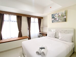 Studio - Homey And Cozy Stay Studio Room Pollux Chadstone Apartment (Cikarang)