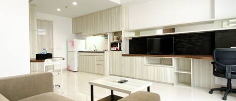 Studio | Living area
