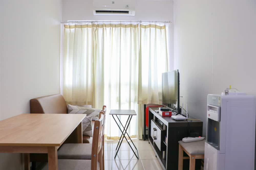 Modern And Homey 1Br At Maple Park Sunter Apartment