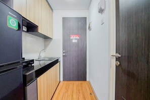 Interior - Simply And Homey Studio Apartment At Serpong Garden Apartment (Cisauk)