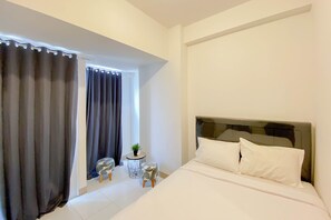 Studio - Brand New And Nice Studio At Tokyo Riverside Pik 2 Apartment (Teluknaga)