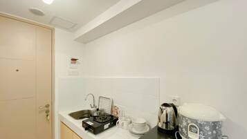 Studio | Cuisine privée | Grand réfrigérateur, plaque de cuisson